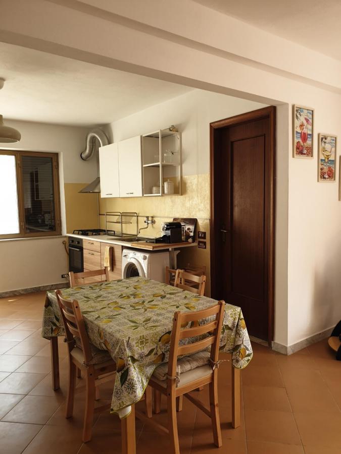 La Casa Dei Limoni Apartment คาซาร์ซา ลิกูเร ภายนอก รูปภาพ
